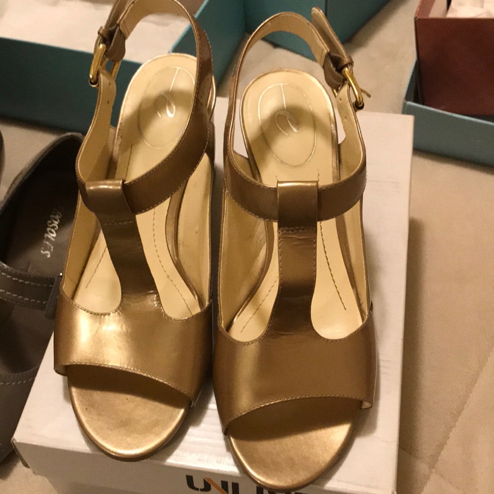 Gold heels